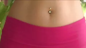18 VideoZ의 멋진 Vita가 있는 한국어 섹스 비디오 스트립 나사