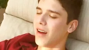 Brazzers의 유혹하는 Aubrey Black과 함께 변태 섹스 동영상 침대 장면에서