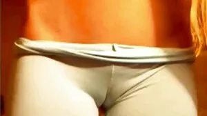 Bang Bros의 호색한 Alix Lovell이있는 소파 섹스 비디오 보기 나사