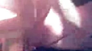 Teen Mega World의 섹시한 미셸 캔이 제니 섹스 동영상 있는 스커트 나사